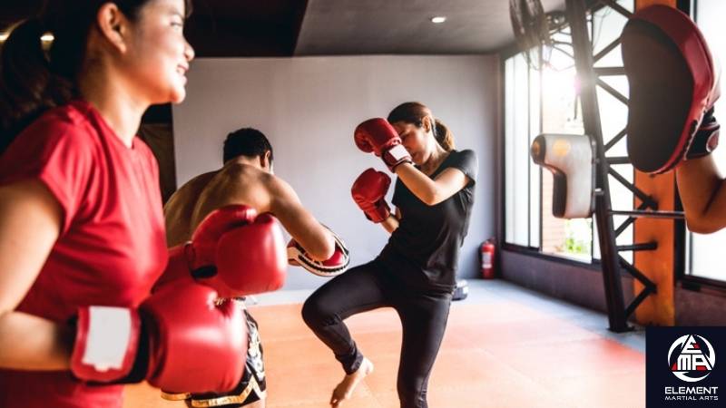 5 Beginner Tips for Success in Your Muay Thai Journey 