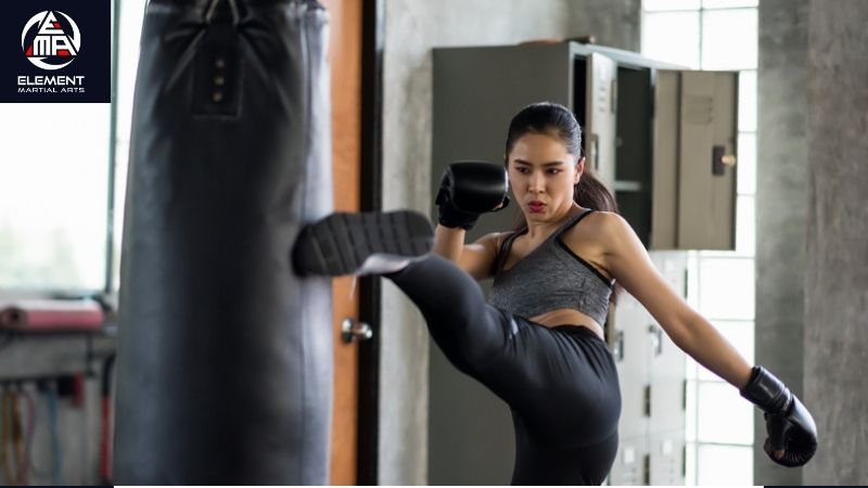 5 Fitness Benefits of Kickboxing That Go Beyond the Gym 