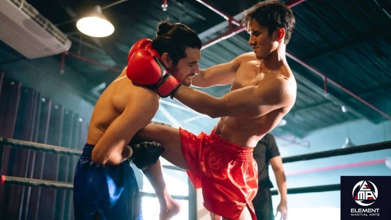 The Role of Clinch Work in Advanced Muay Thai Training 