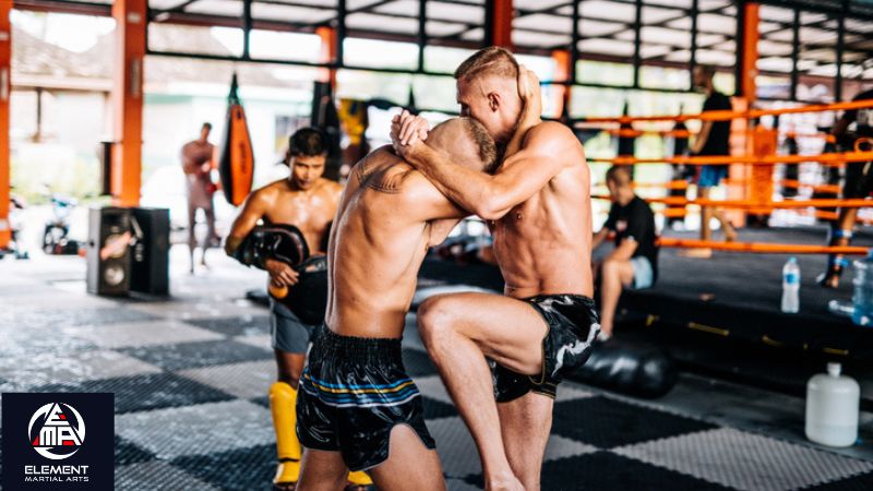 The Role of Clinch Work in Advanced Muay Thai Training 